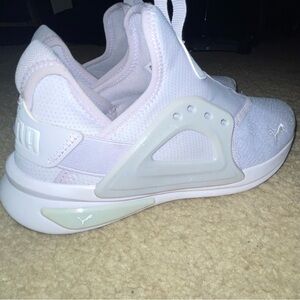 Puma Women's Light Pink and White Sneakers (without laces)